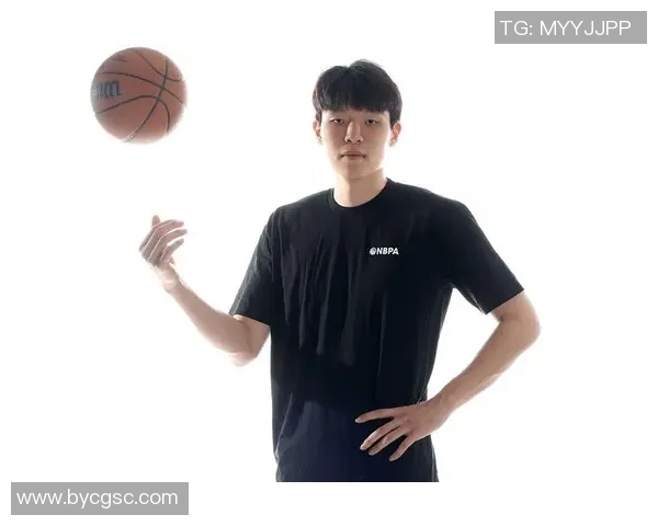 队记杨瀚森完美契合开拓者进攻体系,他有望打克林根替补 队记杨瀚森完美契合开拓者进攻体系,他有望打克林根替补