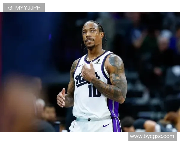 扛起球队!布克19中10砍下31分5板3助1断 扛起球队!布克19中10砍下31分5板3助1断