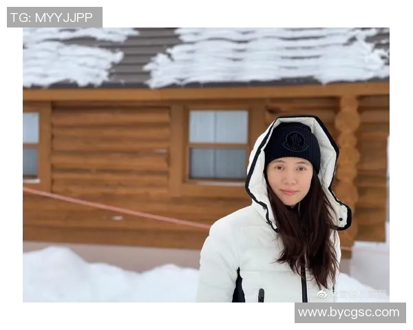 有点甜!容子峰晒与女友的恩爱合照:我们天下第一好 有点甜!容子峰晒与女友的恩爱合照:我们天下第一好