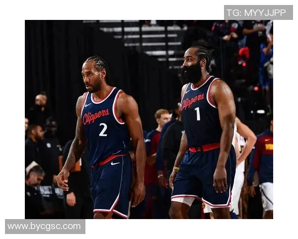 队记：明日对阵太阳的比赛哈登将迎来复出，伦纳德继续缺席